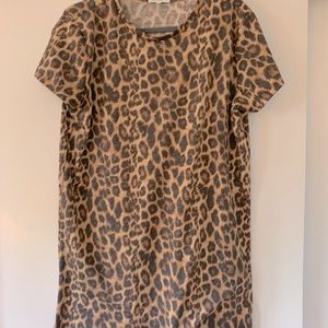 LEOPARD T-SHIRT DRESS